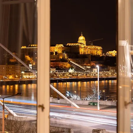 Matilda Luxury * Budapesta